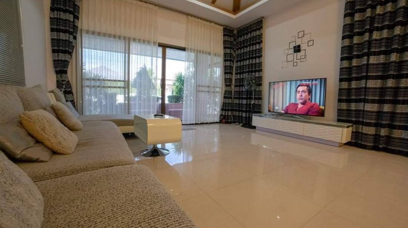 living room - bedroom - 3 Bedroom House Baan Dusit