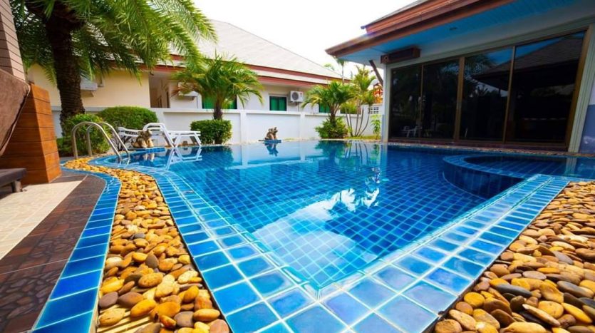 pool - bedroom - 3 Bedroom House Baan Dusit