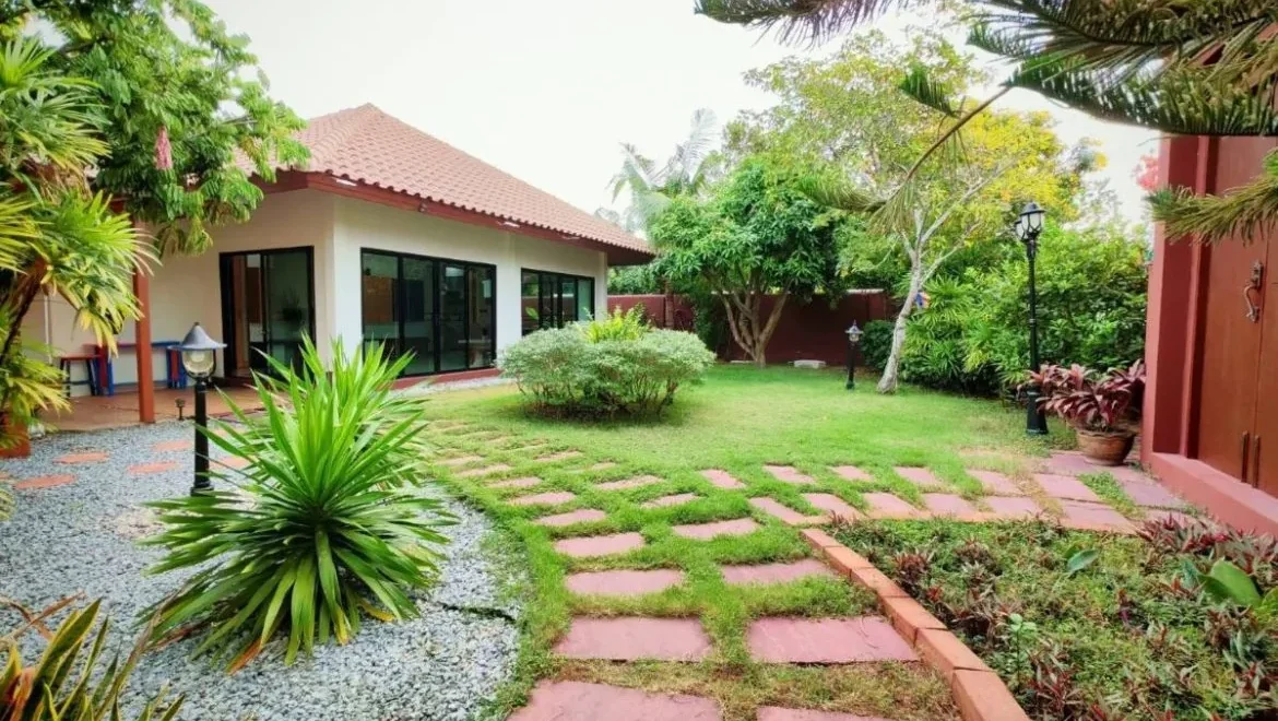 2 bedroom single house in baan balina 4 rent east pattaya property for 10
