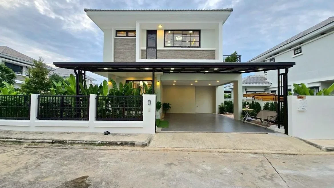 3 bedroom 2 storey single house east pattaya property for sale 02