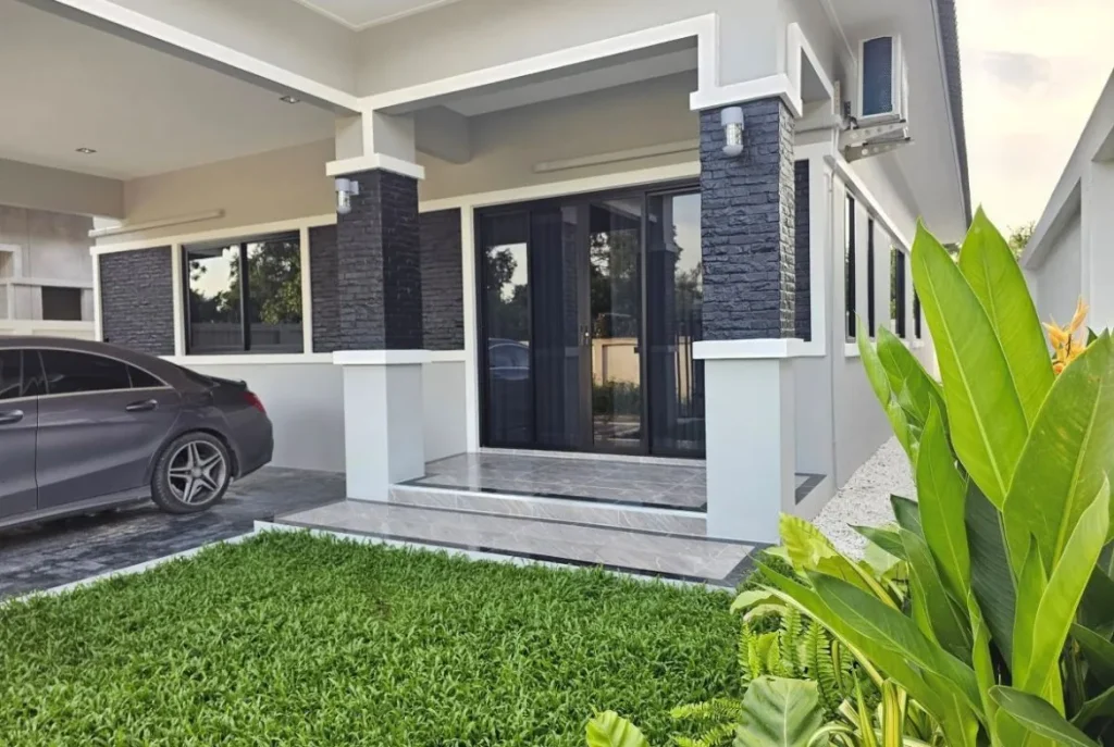 3 bedroom single house huai yai pattaya property for sale 01