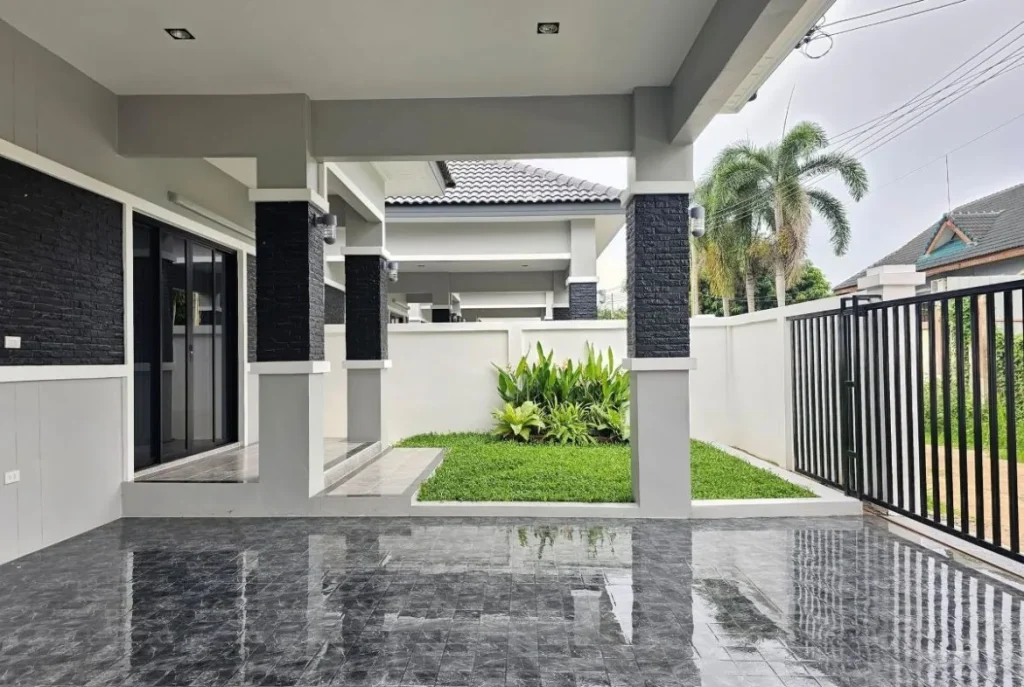 3 bedroom single house huai yai pattaya property for sale 03