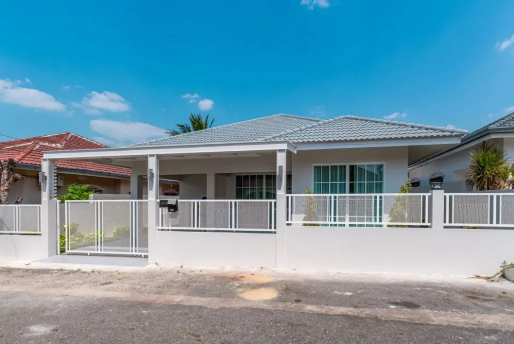 3 bedroom single house in chokchai village 5 east pattaya property for 01