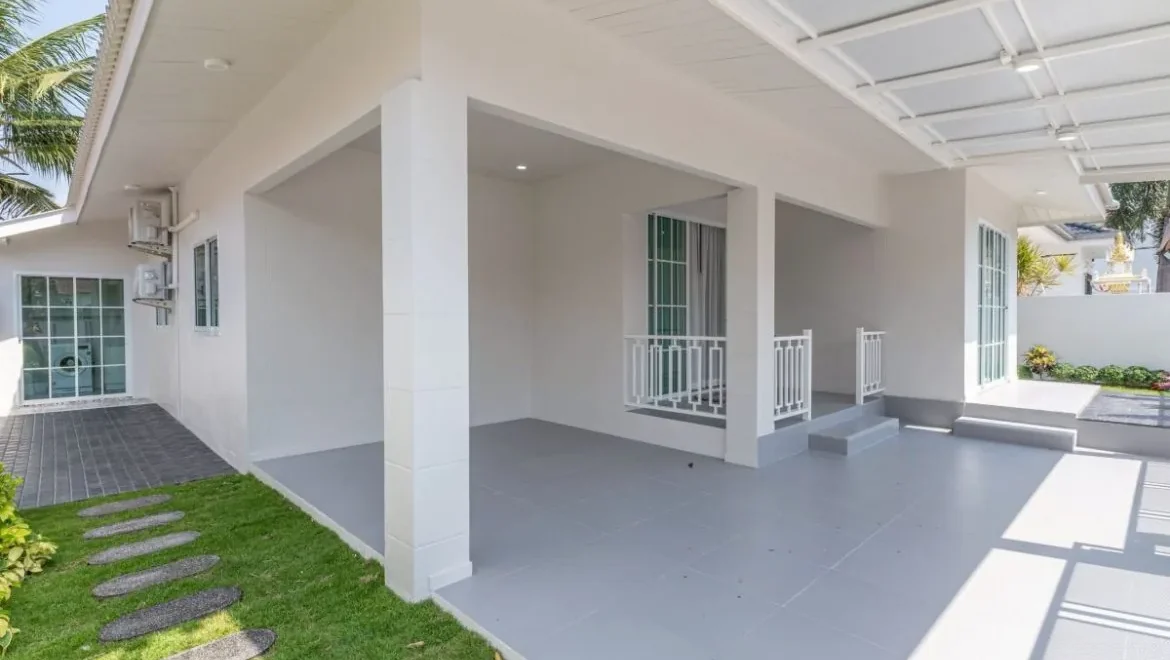 3 bedroom single house in chokchai village 5 east pattaya property for 18