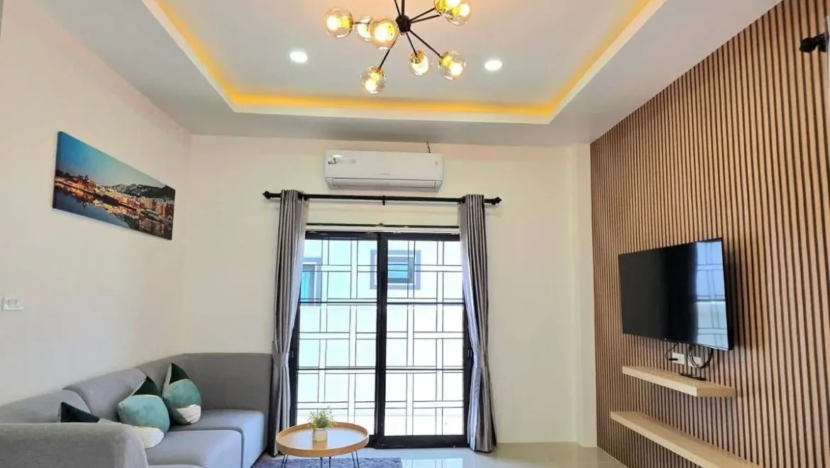 3 bedroom single house in ratanakorn village 17 east pattaya property 02