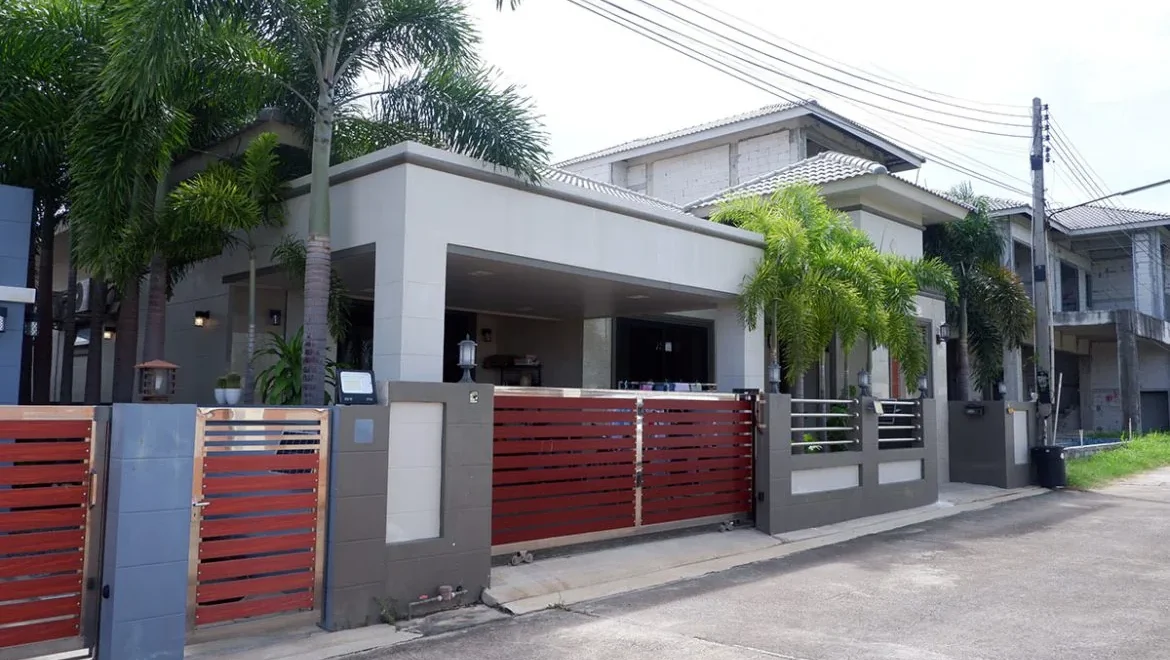 3 bedrooms single house in permsub garden resort pattaya property for 01