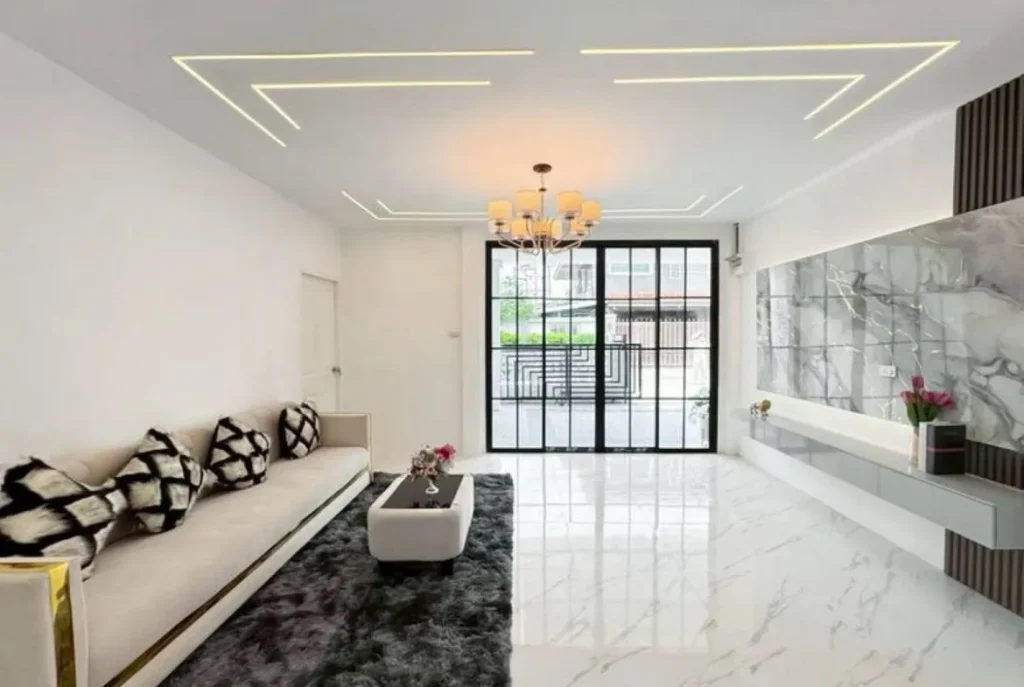 4 bedroom single house modern style in ek mongkol village 3 east patta 04
