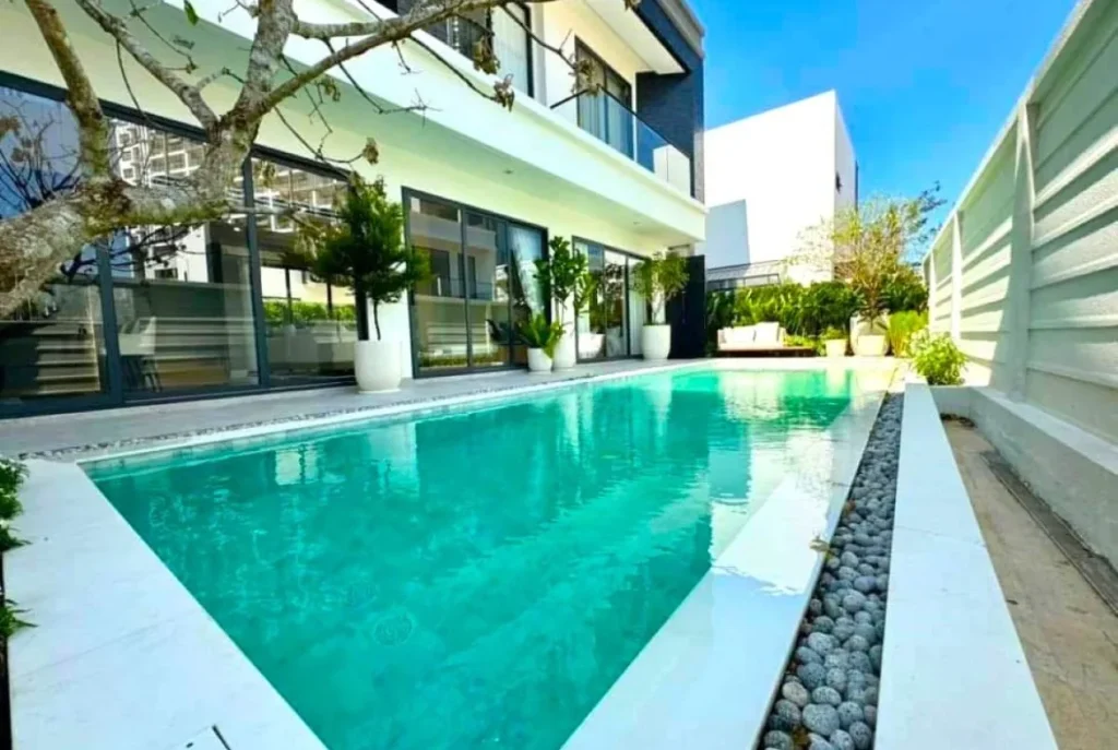 5 bedroom Luxury Vista Villa in South Pattaya