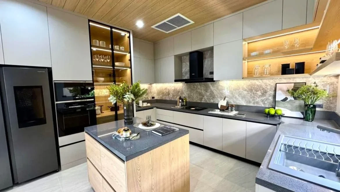 5 bedroom 2 storey luxury vista villa south pattaya pool villa propert 07