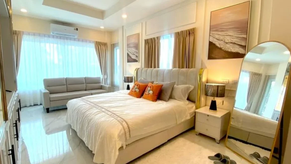 5 bedroom 2 storey pool villa in hansa paradise village east pattaya j 15