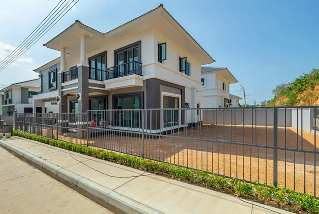 4 Bedroom Detached House for Sale at Supalai Parkville Pattaya