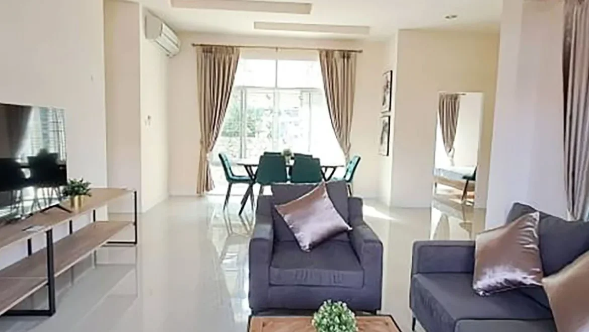 hs0556 villa single house rent in censiri home east pattaya property f 02