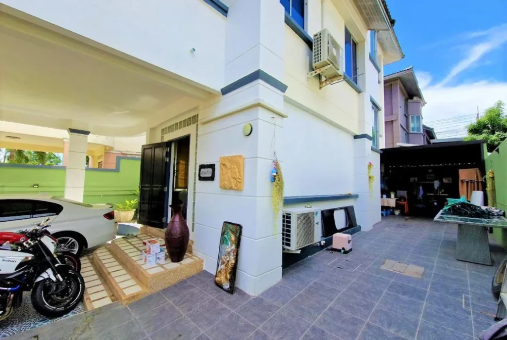 hs0637 villa single house rent in chateau dale residence siam country 02
