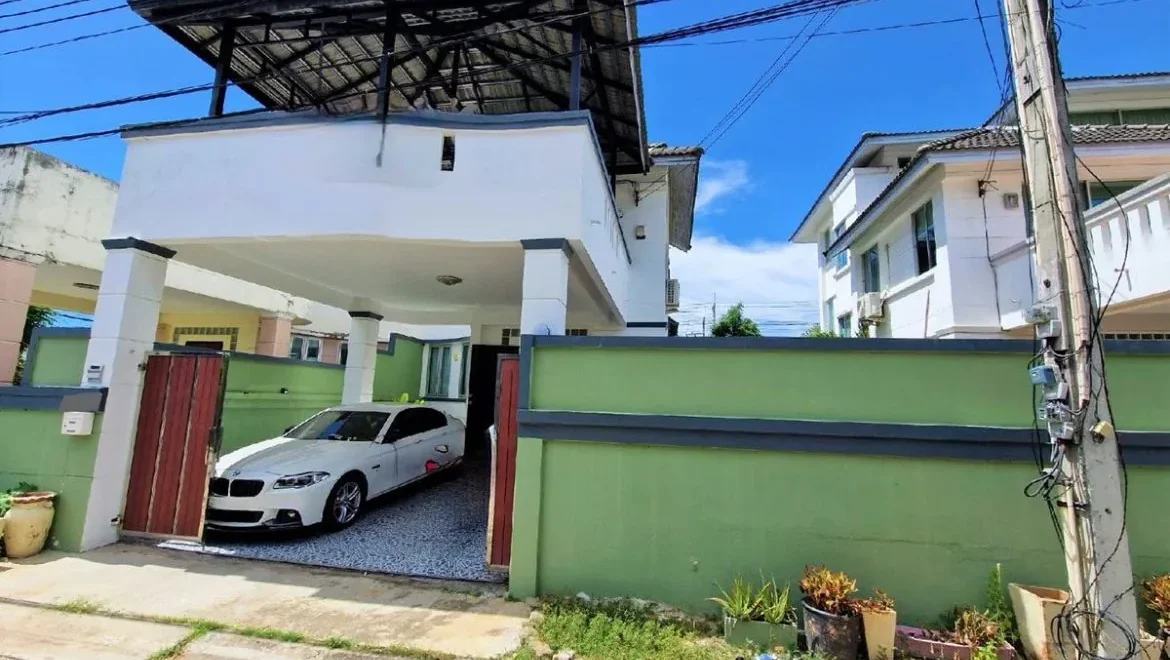 hs0637 villa single house rent in chateau dale residence siam country 03