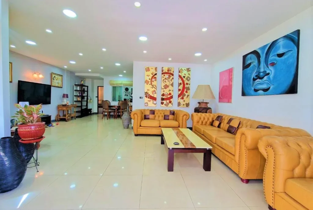 3-Bedroom House for Sale in Chateau Dale, Siam Country Club
