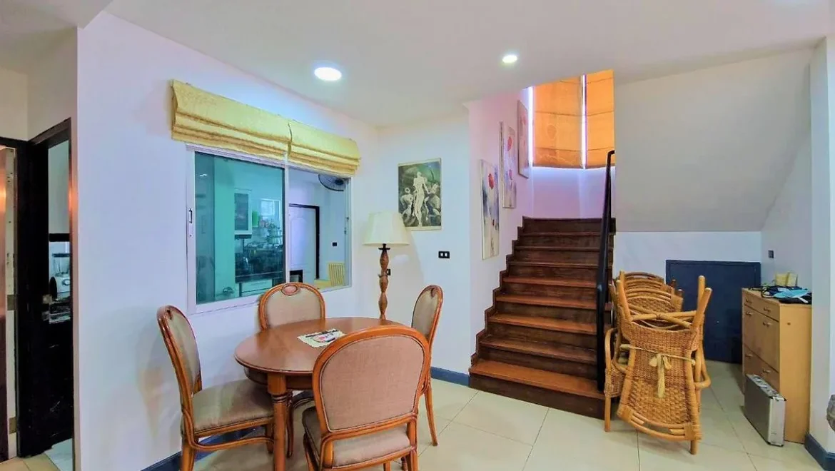 hs0637 villa single house rent in chateau dale residence siam country 09
