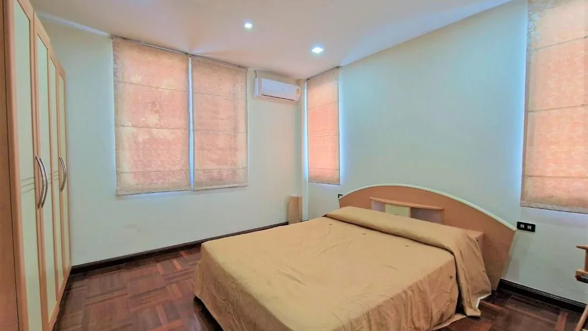 hs0637 villa single house rent in chateau dale residence siam country 17