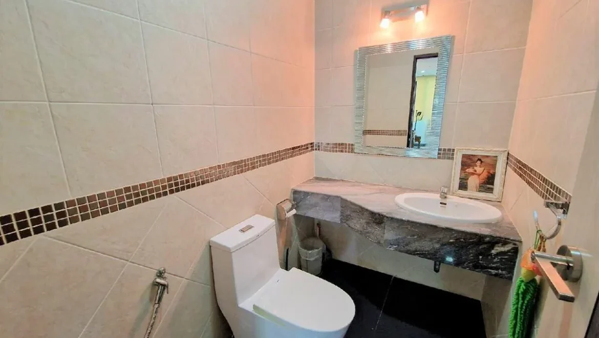 hs0637 villa single house rent in chateau dale residence siam country 21