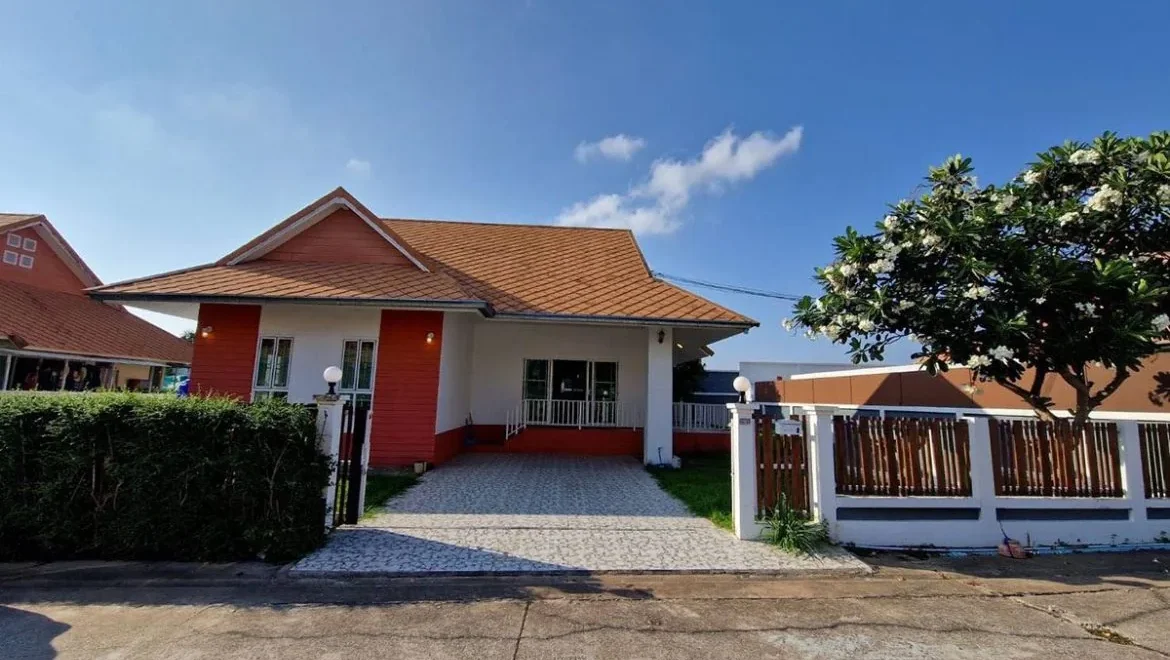hs0965 villa single house rent in the ville jomtien property for sale 02