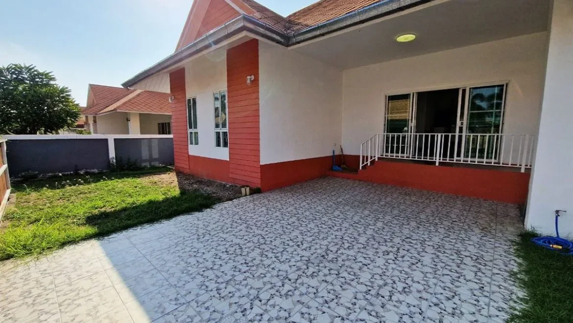 hs0965 villa single house rent in the ville jomtien property for sale 04