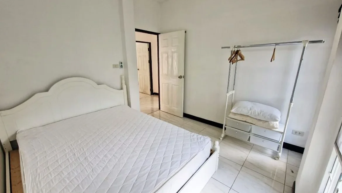 hs0965 villa single house rent in the ville jomtien property for sale 13