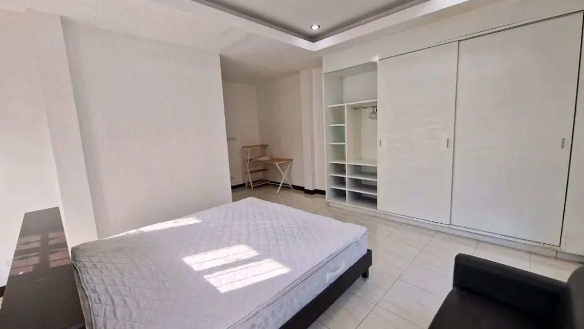 hs0965 villa single house rent in the ville jomtien property for sale 16
