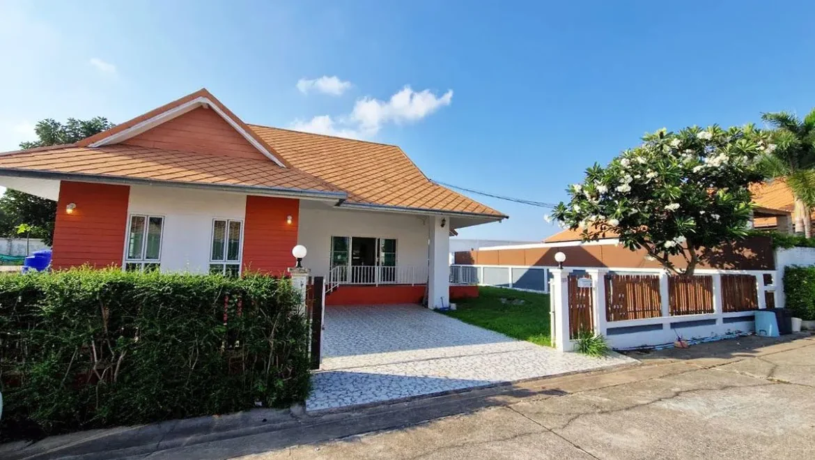 hs0965 villa single house rent in the ville jomtien property for sale 22