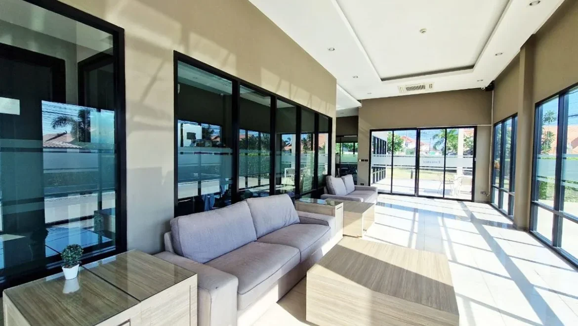 hs0965 villa single house rent in the ville jomtien property for sale 23