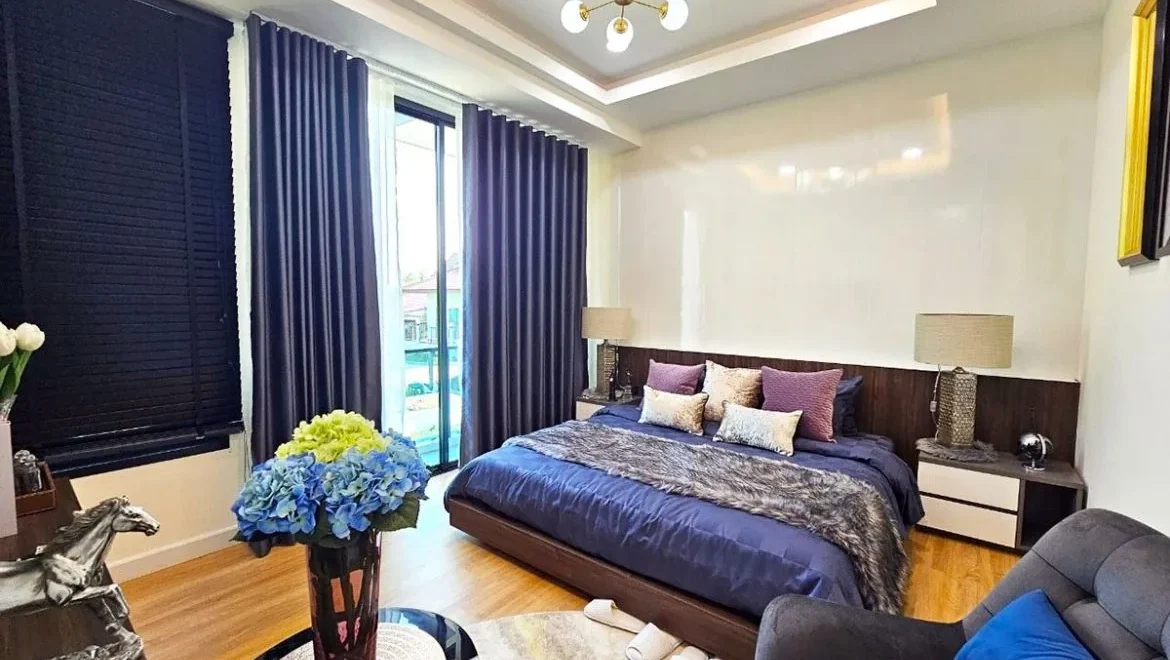 hs0989 4 bedrooms villa single house bang lamung pattaya property for 16