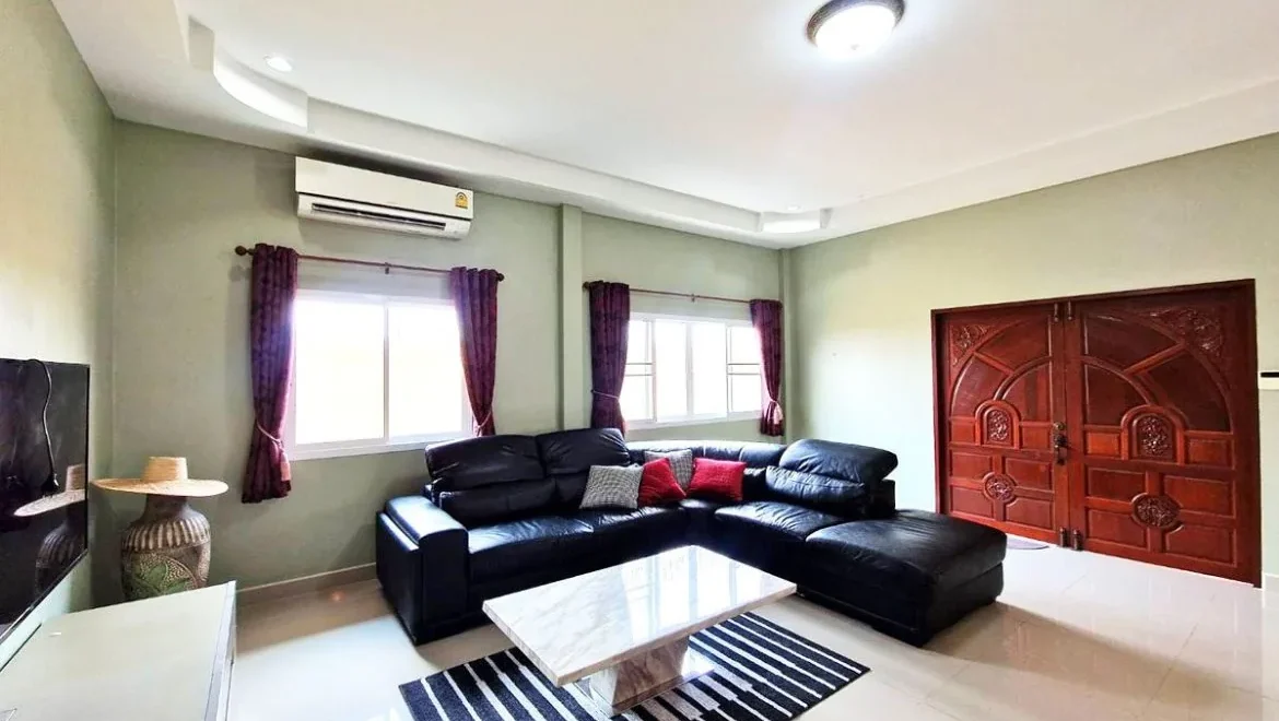 hs0992 villa single house rent in rose land and house east pattaya pro 03
