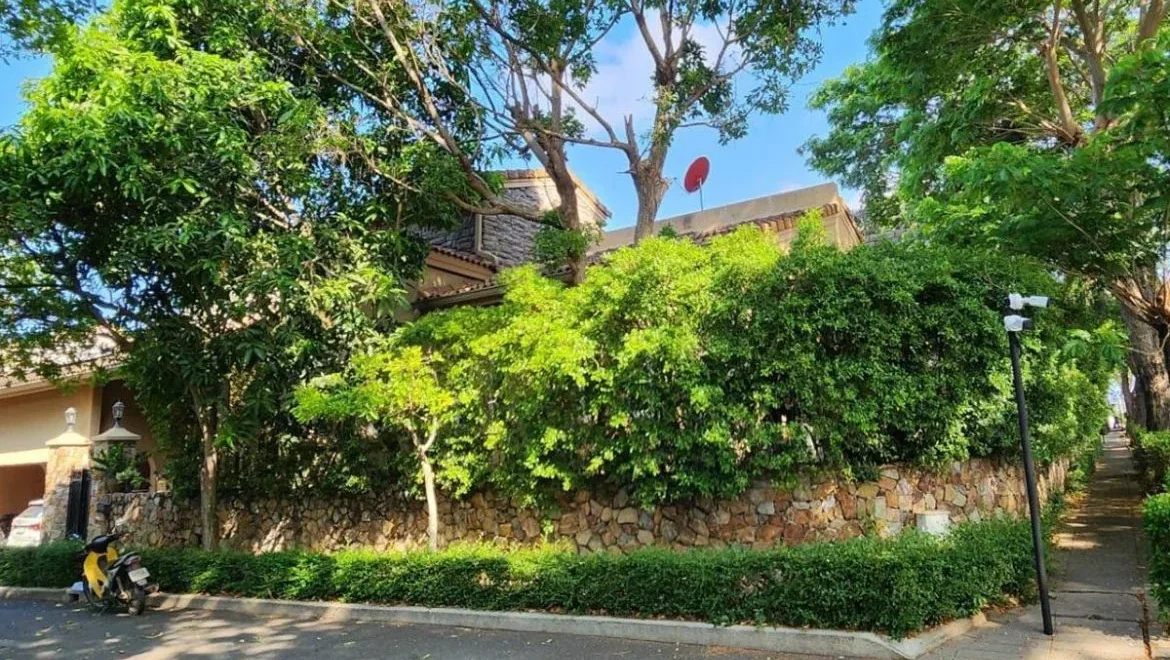 hs1033 3 bedrooms villa single house in silk road place east pattaya p 20
