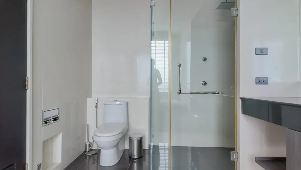 luxury beachfront condominium jomtien property for sale 09