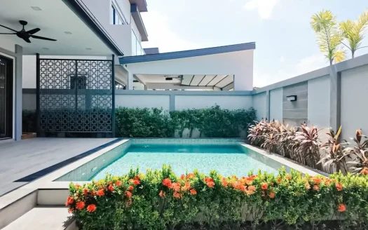 3 Bedroom Pool Villa for Sale in Central Pattaya
