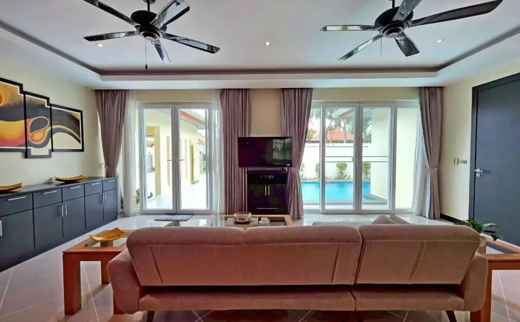 peachful poolside villa whispering palmmabprachan mabprachan lake pool 15