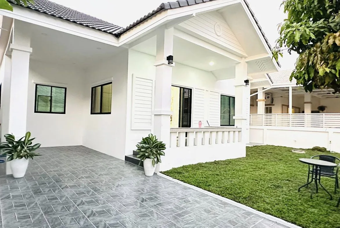 Fully furnished three-bedroom house for sale in Huay Yai, Pattaya