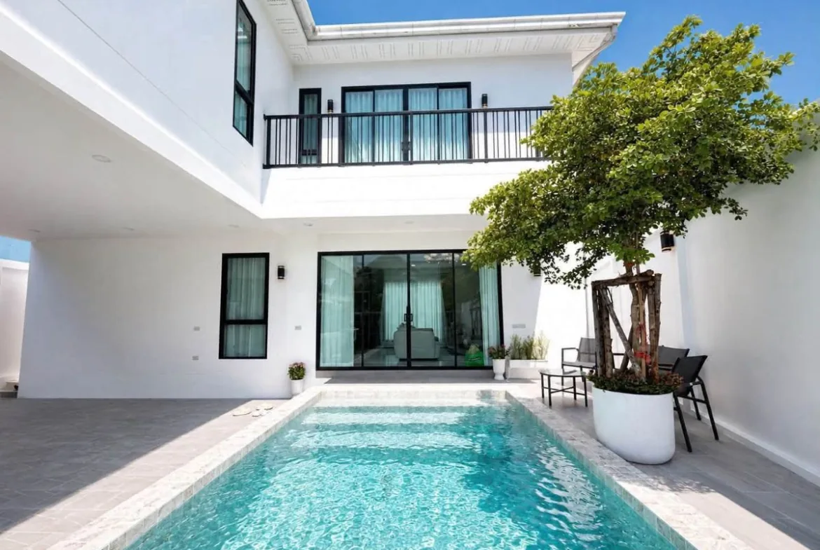 Three-bedroom pool villa for sale on Soi Bun Kanchana 2 in Jomtien