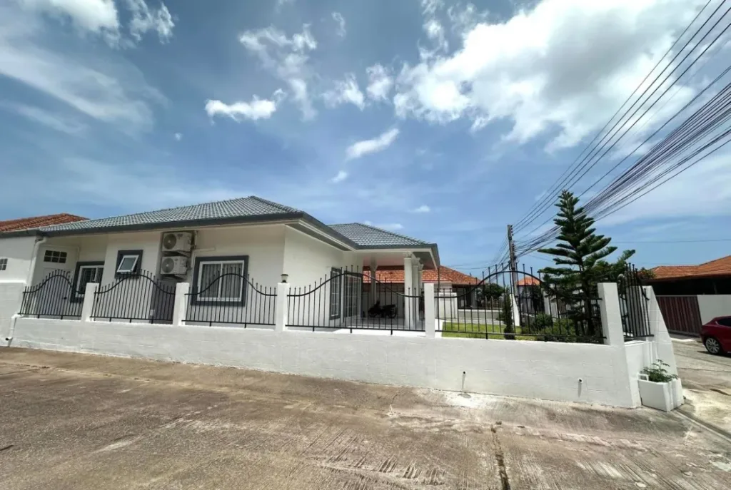 3bedrooms single house in ek mongkon 41 in khao talo pattaya property 03
