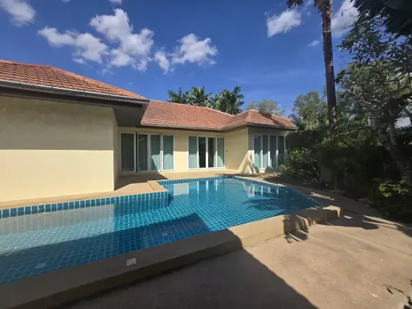 4 Bedroom Pool Villa for Sale in East Pattaya &ndash; Whispering Palms