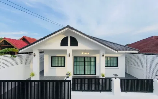 3 Bedroom House for Sale in Khao Talo &ndash; Ek Mongkhon Village 1