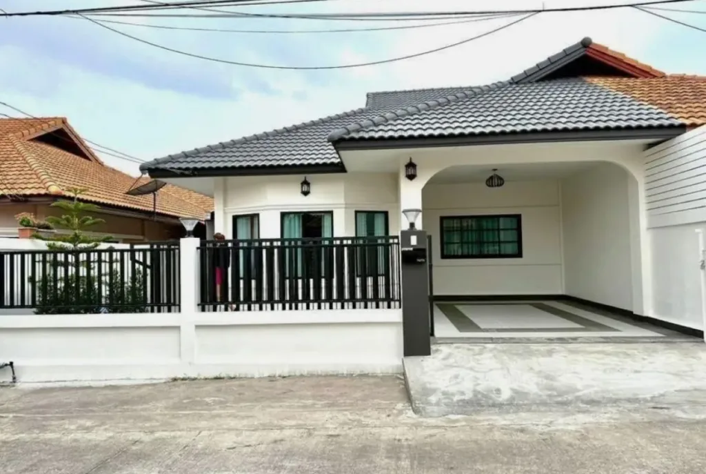 3 Bedroom House for Sale in Nong Mai Khaen &ndash; Raviporn City Home