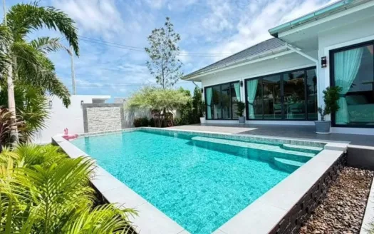 3 Bedroom Pool Villa for Sale in Huay Yai