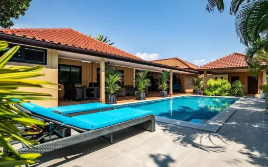 4 Bedroom Pool Villa for Sale in Huay Yai – Baan Balina 3
