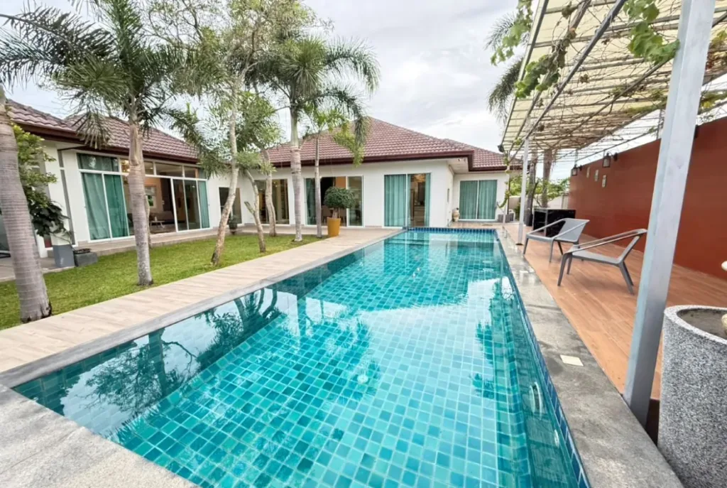5 Bedroom Pool Villa for Sale in Huay Yai &ndash; Garden Ville 2