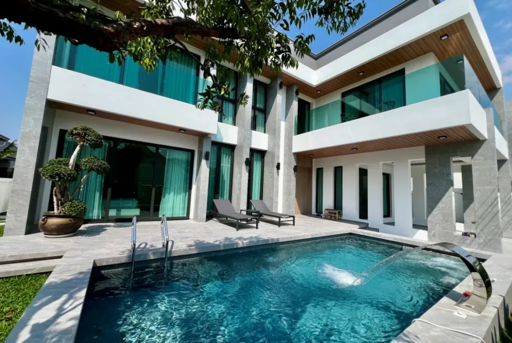5 Bedroom Pool Villa for Sale near Siam Country Club – Impress Villa