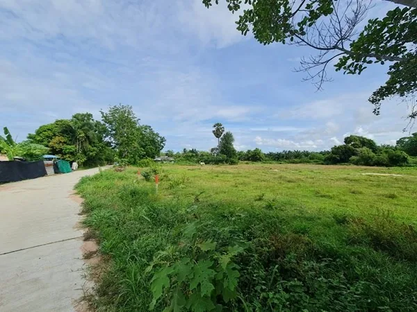 1 Rai Land for Sale in Chark Ngaew, Huay Yai